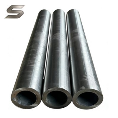 Karstumizturīga lietā tērauda caurule